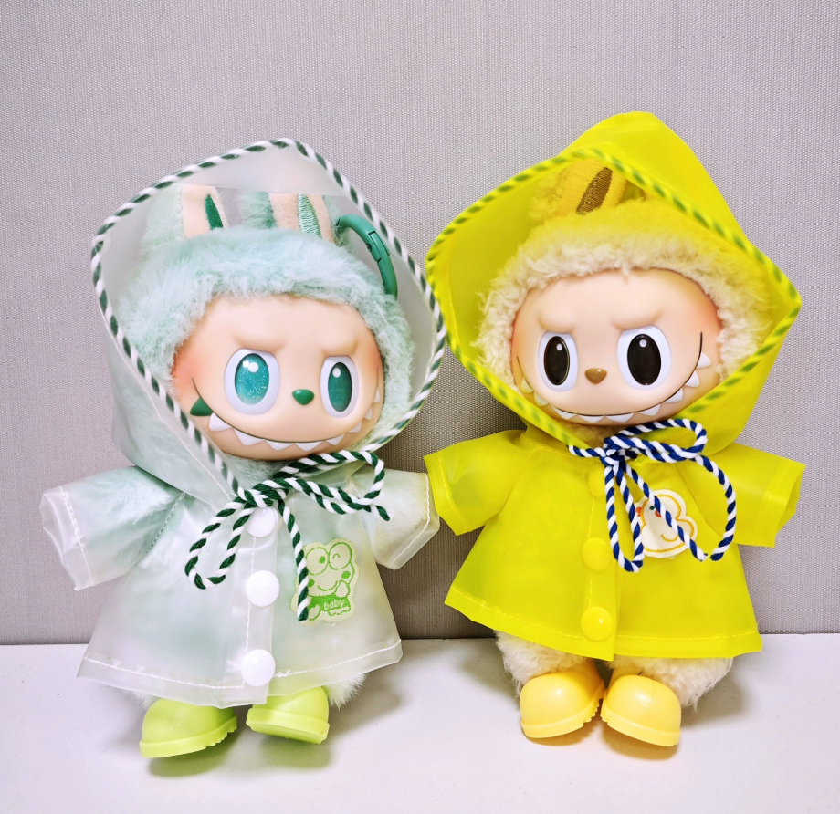 White and Yellow raincoat | Labubu outfit (No figure included)